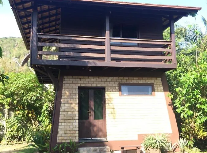 Zululand Bangalos Guarda do Embaú